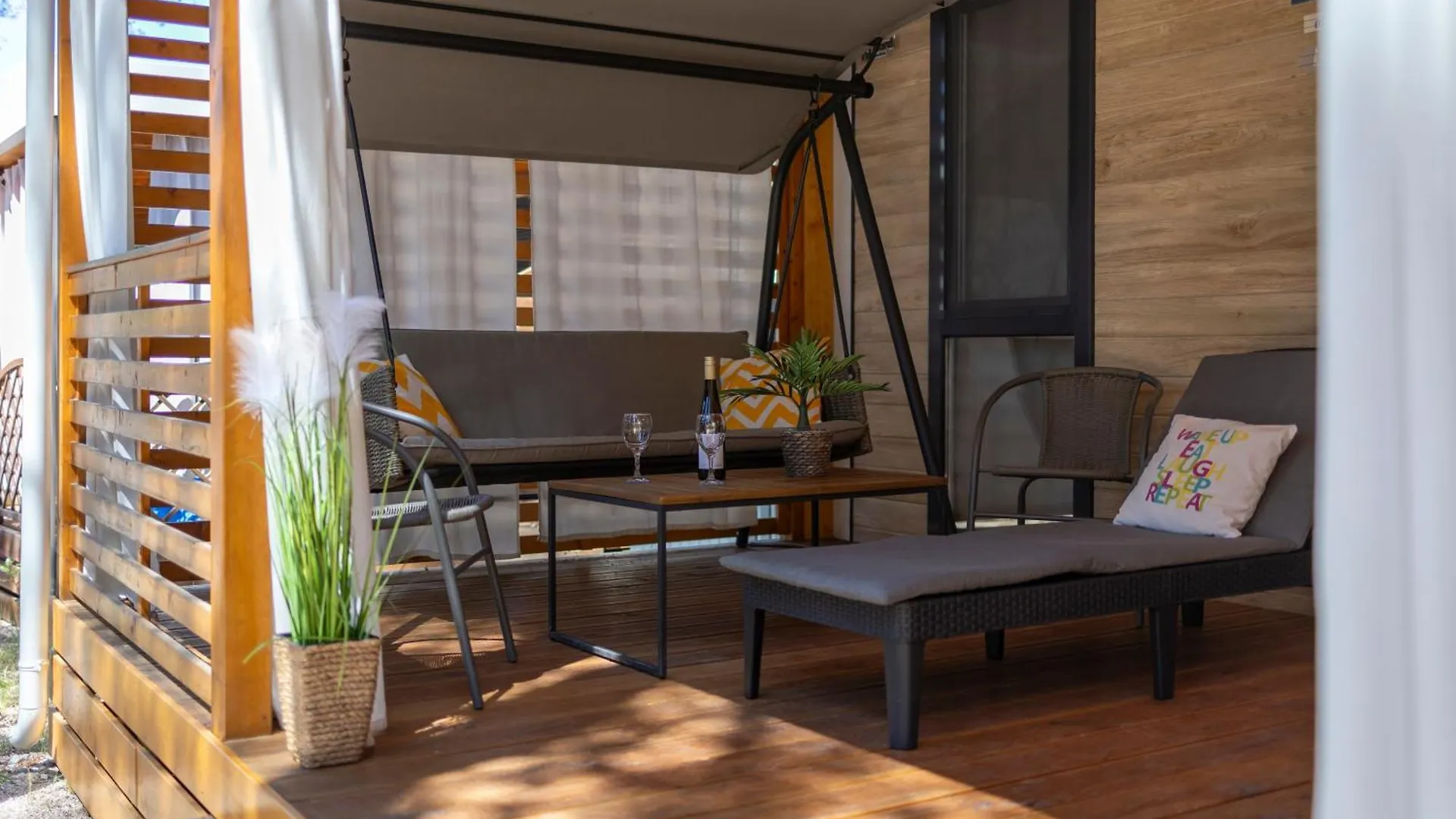 Adriakamp Mobilehome - Camp Soline Biograd Na Moru