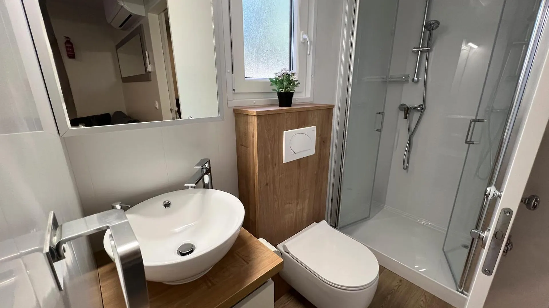 Adriakamp Mobilehome - Camp Soline Biograd Na Moru